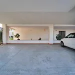 Con Enorme Terraza En Complejo Con Piscina En Nueva Andalucia - Lorcrimar Marbella