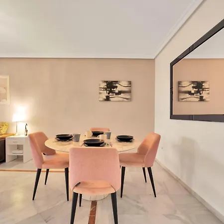 Apartament Con Enorme Terraza En Complejo Con Piscina En Nueva Andalucia - Lorcrimar