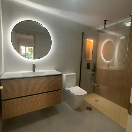 Appartement Con Enorme Terraza En Complejo Con Piscina En Nueva Andalucia - Lorcrimar