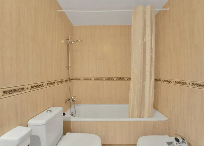 Con Enorme Terraza En Complejo Con Piscina En Nueva Andalucia - Lorcrimar *