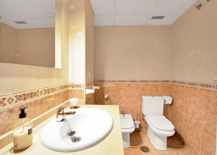 Apartment Con Enorme Terraza En Complejo Con Piscina En Nueva Andalucia - Lorcrimar