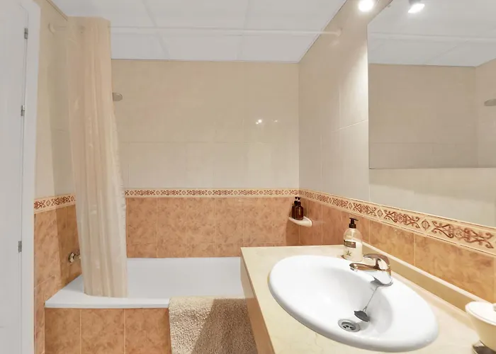 Con Enorme Terraza En Complejo Con Piscina En Nueva Andalucia - Lorcrimar Apartment Marbella