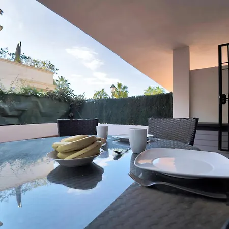 Con Enorme Terraza En Complejo Con Piscina En Nueva Andalucia - Lorcrimar アパート *